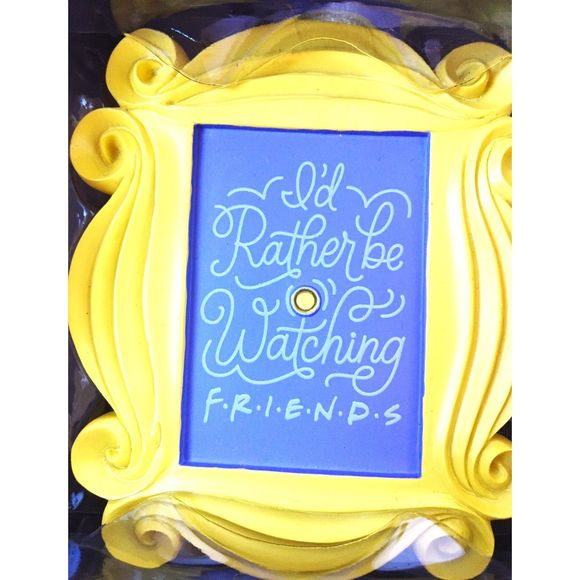 Friends Door Frame Hallmark Ornament NIB - Picture 3 of 8